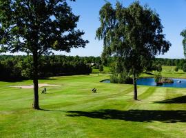 Halmstad Tönnersjö Golf，位于Eldsberga的豪华帐篷营地