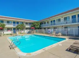 北雷丁6号汽车旅馆