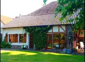 Ferienhaus in Bernsfeld mit großem Garten