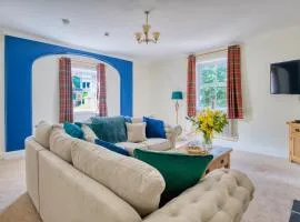 Enholmes Coach House
