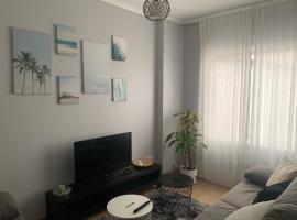 Apartamento céntrico a 1km de la playa.，位于蓬特德乌梅的酒店