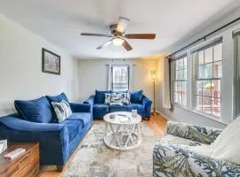 Toano Home w/ Screened Porch: Steps to Lake!