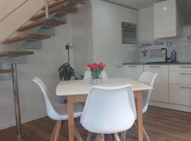 SPRING and SUMMER apartment near Ljubljana with FREE secure parking，位于多姆扎莱的酒店