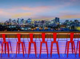 New NashVegas Downtown Rooftop City Views 13Beds