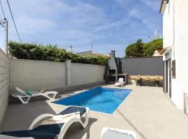 Casa con piscina privada, AC y Wifi a 700m de la playa en Riells - ES-325-38