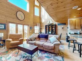 Cedar Shores #15，位于麦克亨利的酒店