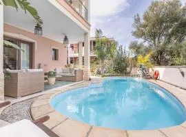 Stunning Villa Paola with Swimming Pool & Terrace!