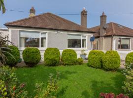 GuestReady - Tranquil Retreat in Kimmage，位于Crumlin的酒店