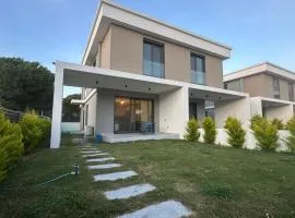 S Villa City