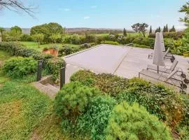 Gorgeous Home In Lussan With Wifi