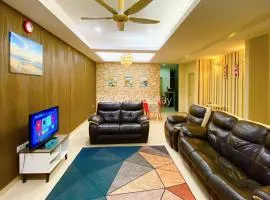 Idaman Bayu Homestay 4 Bedrooms by DKAY in Sendayan