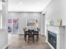 Newly Renovated Home by Toronto Mins from YYZ