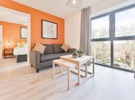 Contemporary 2 Bed Apartment Nightingale Quarter Derby