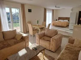 DINA LUX Apartman