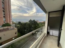 402 - Beautiful Apartament In Heart Of El Poblado