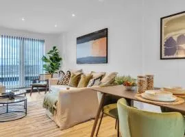 homely- North London Penthouse Apartment Finchley