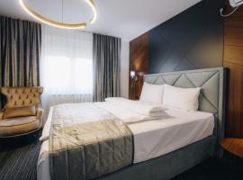 VILA RADOVIC ROOMS AND APARTMENTS，位于克拉古耶瓦茨的酒店