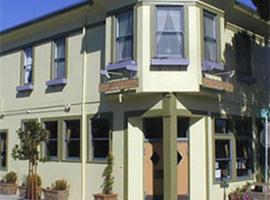 San Benito Hotel，位于半月湾的酒店