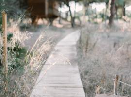 miCielo - Baumh&auml;user，位于贝赫尔-德拉弗龙特拉的木屋