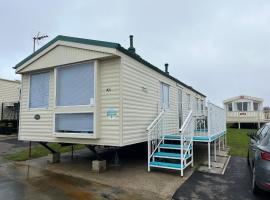 Haven Thornwick Bay - kestrel quays，位于弗兰伯勒的山林小屋