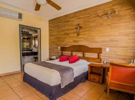 Hotel Posada Santa Fe Sabinas，位于Sabinas的酒店