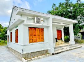 Di countryside House，位于Dien Khanh的酒店