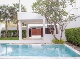 Bangtao Modern Luxury 3-Bd Villa near Laguna Park