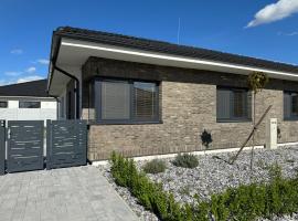 33 Apartments，位于Orechov&aacute; Pot&ocirc;ň的自助式住宿