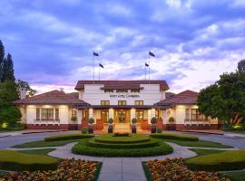 堪培拉凯悦酒店 - 柏悦酒店，位于堪培拉澳大利亚皇家铸币厂附近的酒店