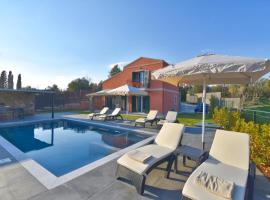Castelia Luxury Villas - Villa Agapi，位于Agios Ioannis的别墅