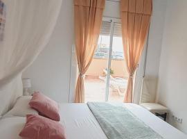 Cozy and sunny penthouse Fira BCN，位于略夫雷加特河畔奥斯皮塔莱特的公寓
