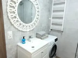 APARTAMENT JARACZA 28/16