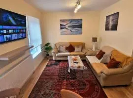 2 Bedroom Flat close to centre