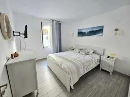 Apartamento con piscina a 500m de la playa