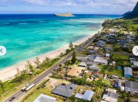 Hawaiian Paradise, Absolutely Gorgeous, Breathtaking Beach Home in Waimanalo，位于Waimanalo的酒店