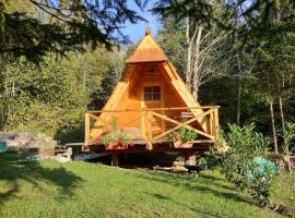 Lepa Lopa resort，位于Stahovica的带按摩浴缸的酒店