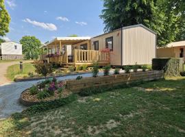 camping les rives du lac，位于Bois Morin的酒店