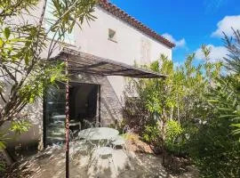 Lovely Home In Saint-Laurent-De-La-Ca