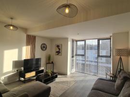 Premium CITY APARTMENT near Harry Potter Studio and Luton Airport，位于赫默尔亨普斯特德的酒店