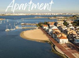 Seixal Yachting Bay Apartments，位于塞沙尔的酒店