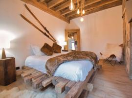 LE RELAIS DES CALECHES - La Chaleureuse，位于Broué的酒店