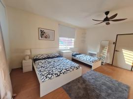 UniVilla- Ideal Family Home for 18pax，位于牛汝莪的别墅