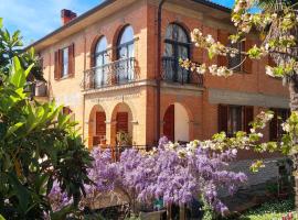Guest House San Francesco Garden，位于拉波拉诺泰尔梅的度假屋