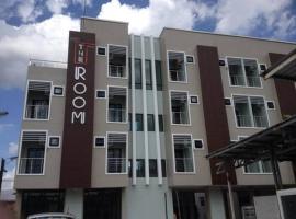 The Room Nangrong，位于Nang Rong的酒店