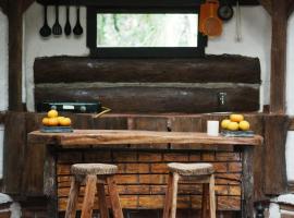 Bosque de Oro，位于Apía的酒店