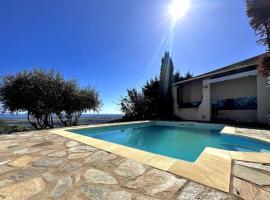 Villa piscine avec vue imprenable sur la mer，位于Borgo的酒店