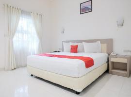 RedDoorz at Hotel Negeri Baru Kalianda Lampung，位于班达楠榜的酒店