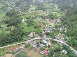 Danyang Pinwheel Chiyu Village Pension