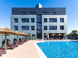 纽沃波斯顿酒店，位于马德里的带泳池的酒店