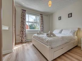 Stylish 2 Bed Flat Close To Nec Bhx，位于索利赫尔的公寓